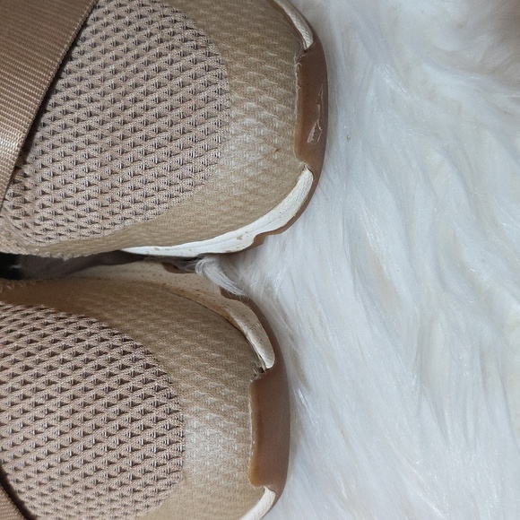 SOREL Kinetic Athletic Shoes - Picture 3 of 9